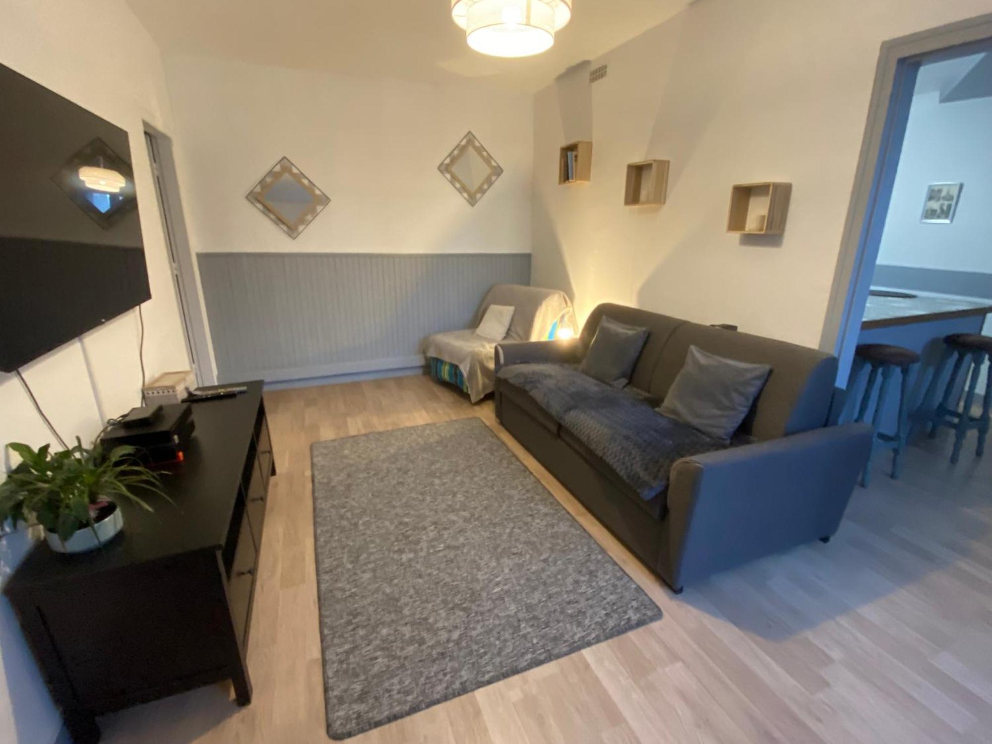 Maison entière plein centre du village, Soligny la Trappe Extérieur photo